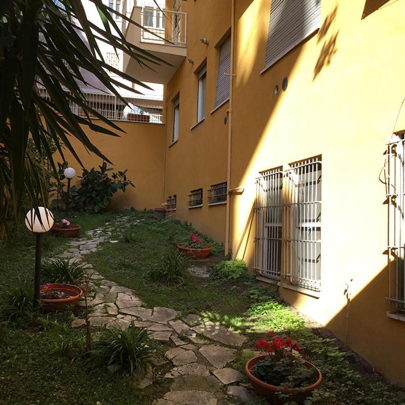 Ale&Andrea Apartments Blu & Lilla Rom Exterior foto